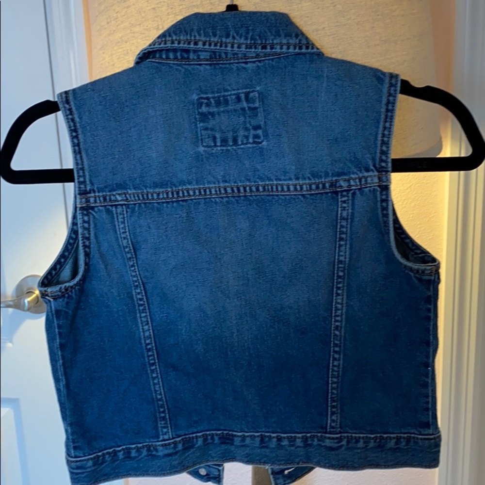 Gap Kids Jean jacket vest size- youth large - Picture 2 of 3